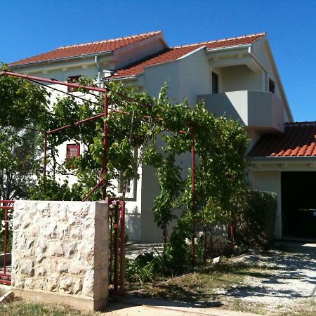 Apartments Villa Aurora Ražanac Eksteriør billede