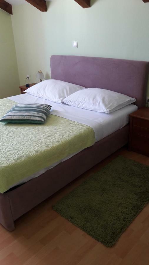 Apartments Villa Aurora Ražanac Eksteriør billede